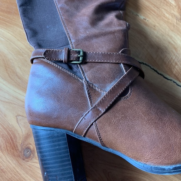 Wide calf high heel boots. - Picture 4 of 4